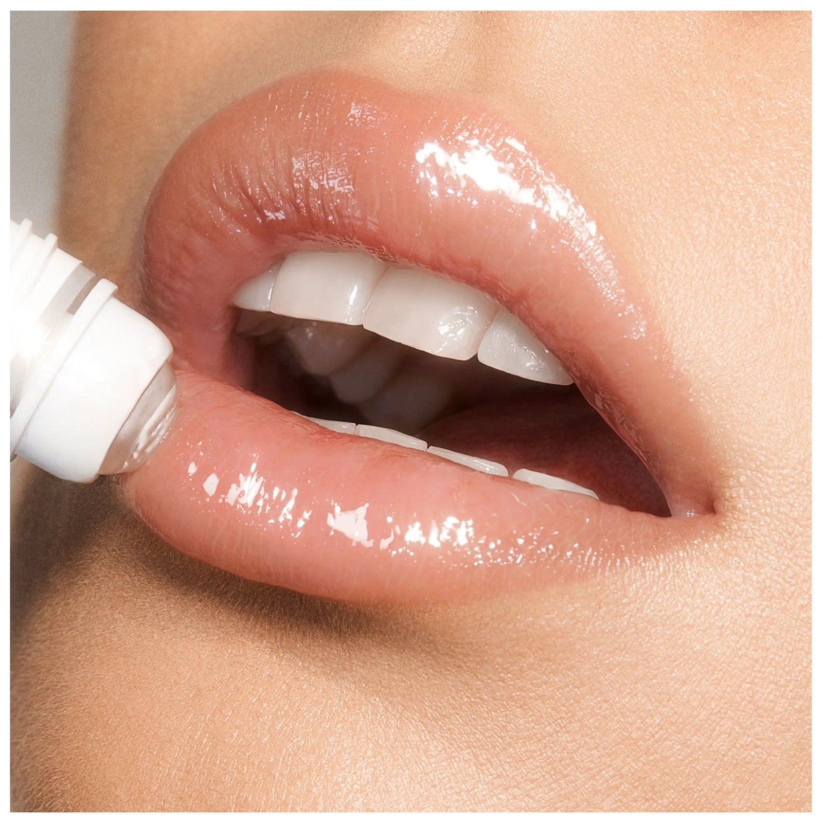 Charlotte Tilbury Charlotte's Magic Lip Oil Crystal Elixir 8ML